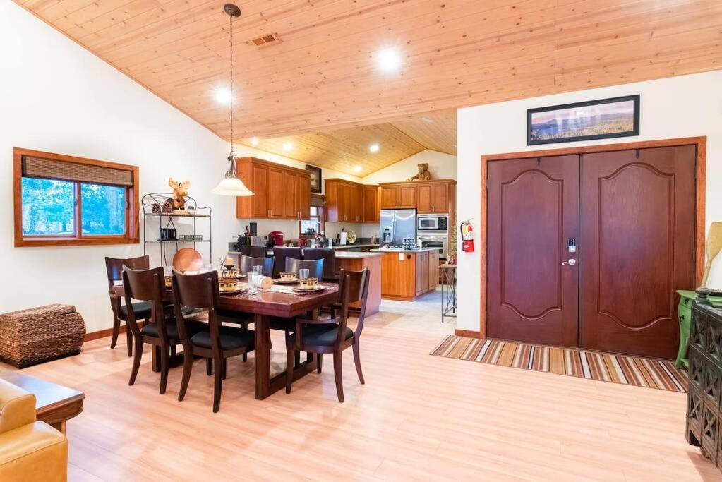Lake Time Villa New Luxury With Hot Tub Big Bear Lake Luaran gambar